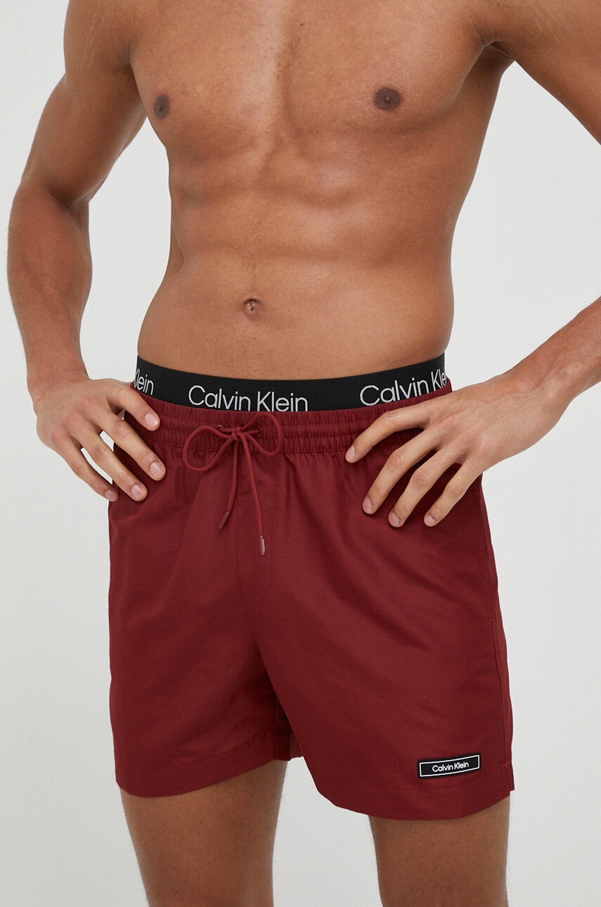 

Плувни шорти Calvin Klein в червено, Бордо