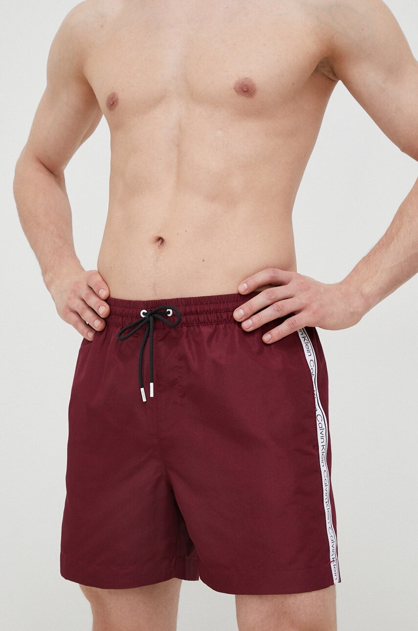 

Плувни шорти Calvin Klein в бордо