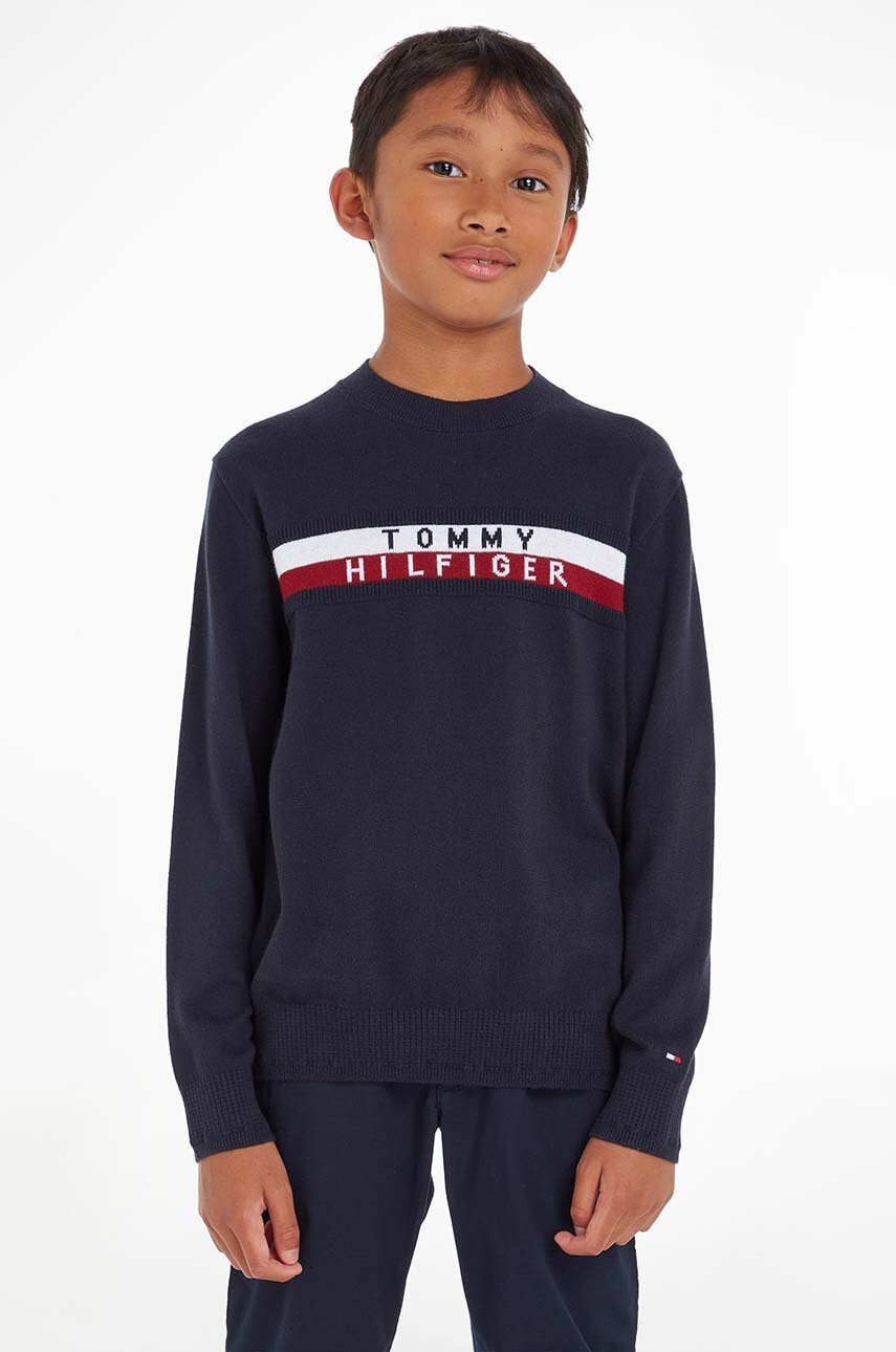

Детски памучен пуловер Tommy Hilfiger в тъмносиньо от лека материя, Тъмносин
