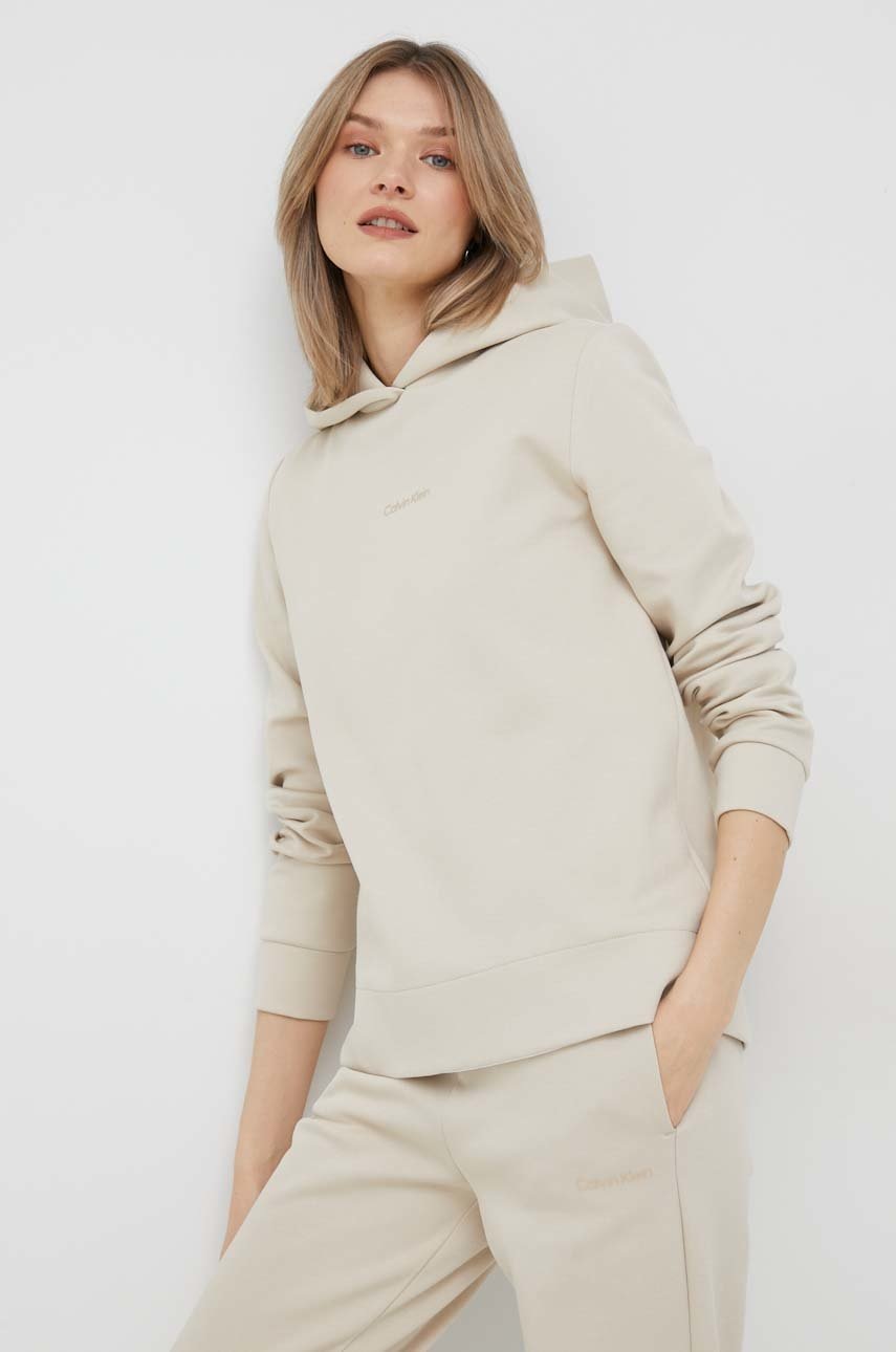 

Суичър Calvin Klein в бежово с изчистен дизайн, Бежов