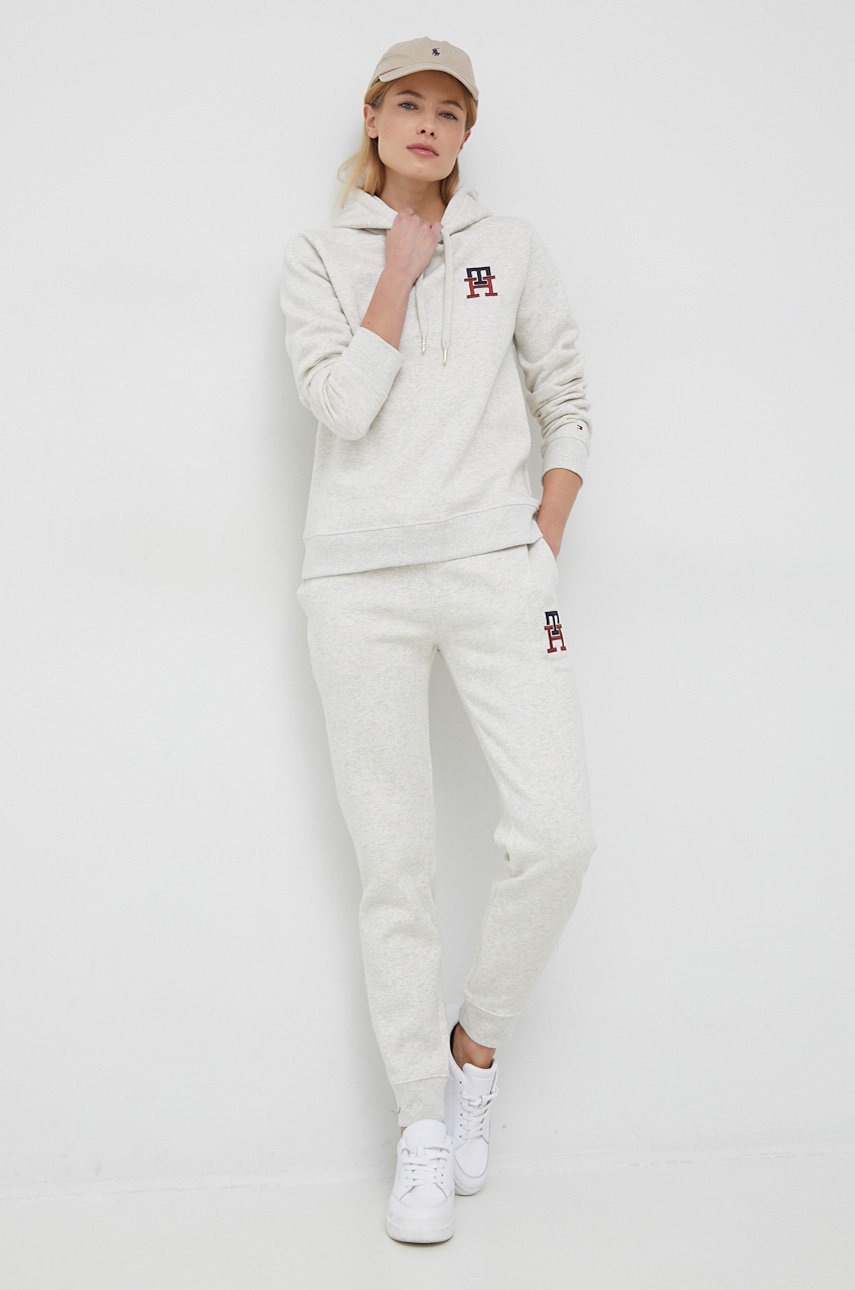 

Кофта Tommy Hilfiger женская цвет бежевый с капюшоном с аппликацией