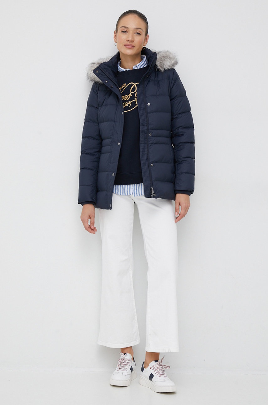 

Кофта Tommy Hilfiger жіноча колір синій з аплікацією