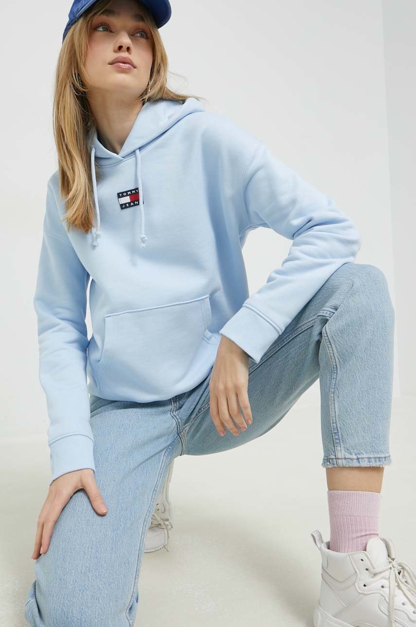 

Памучен суичър Tommy Jeans в синьо с качулка с апликация, Син