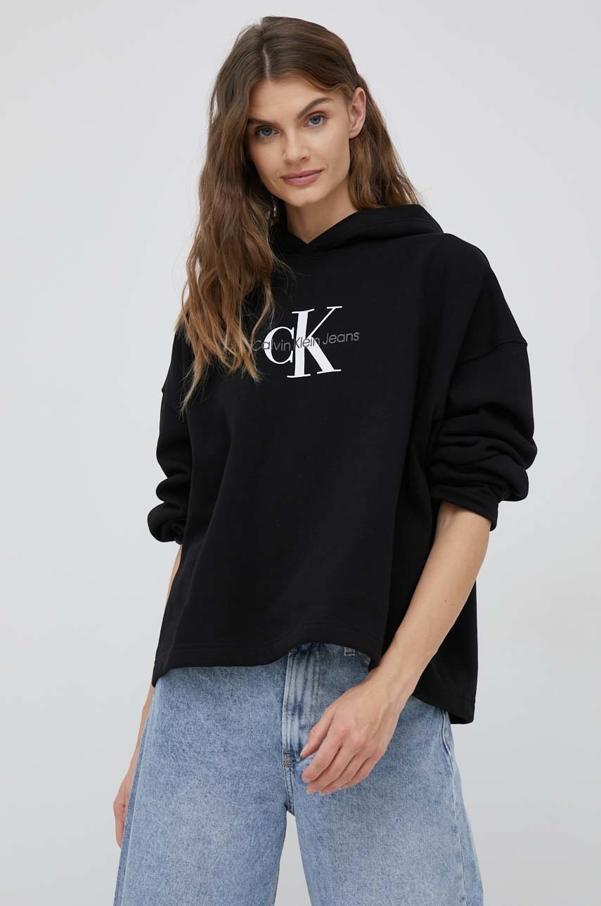 

Суичър Calvin Klein Jeans в черно с качулка с принт, Черен