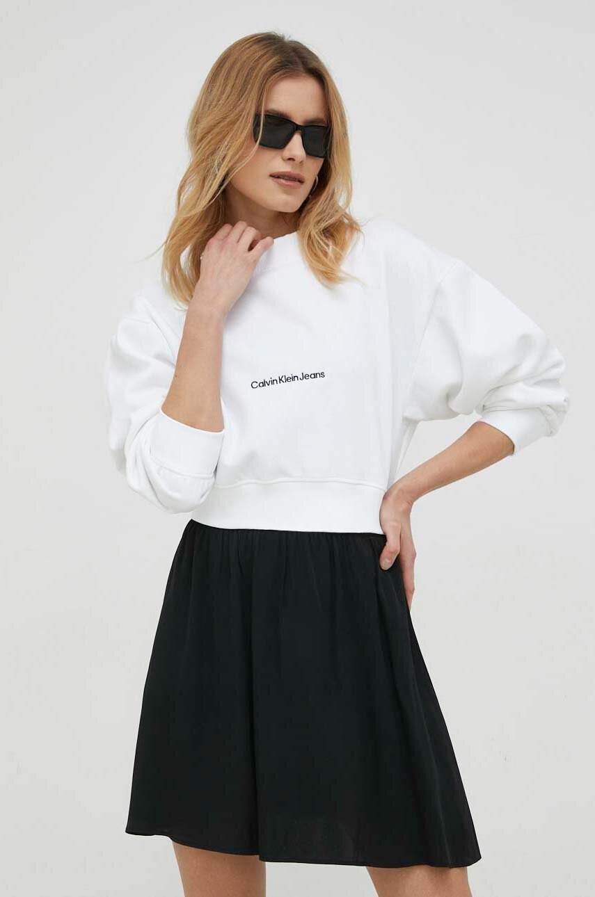 

Суичър Calvin Klein Jeans в бяло с апликация, Бял