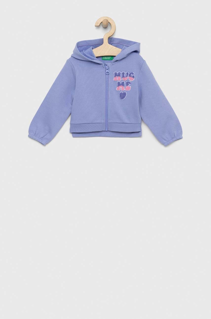 Детская хлопковая кофта United Colors of Benetton цвет фиолетовый с капюшоном с аппликацией Детская хлопковая кофта United Colors of Benetton цвет фиолетовый с капюшоном с аппликацией