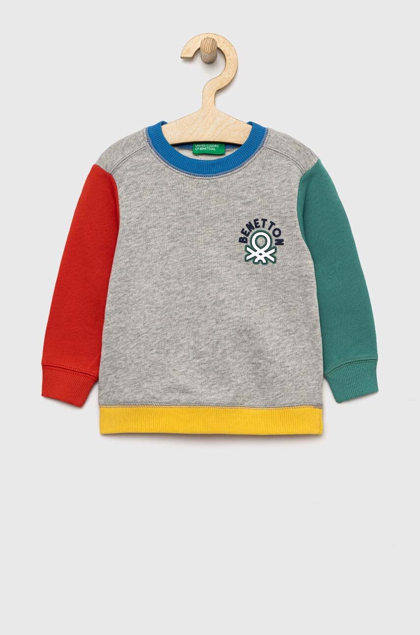 

Детски памучен суичър United Colors of Benetton в сиво с принт, Сив