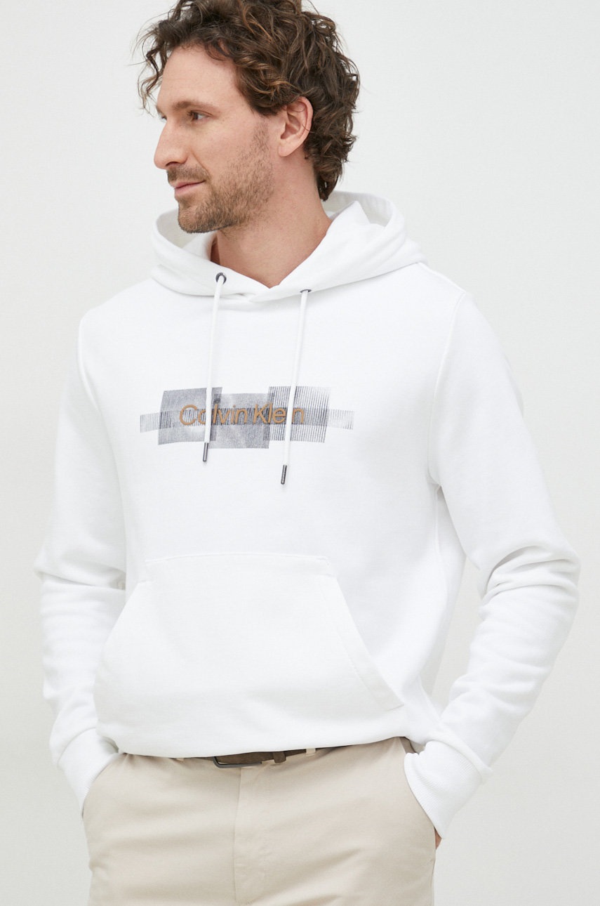 

Памучен суичър Calvin Klein в бяло с качулка с апликация, Бял