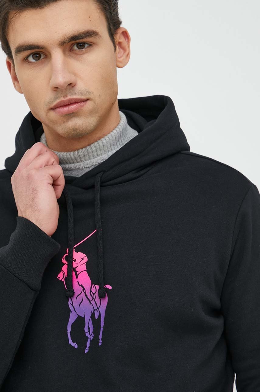 

Кофта Polo Ralph Lauren мужская цвет чёрный с капюшоном с принтом