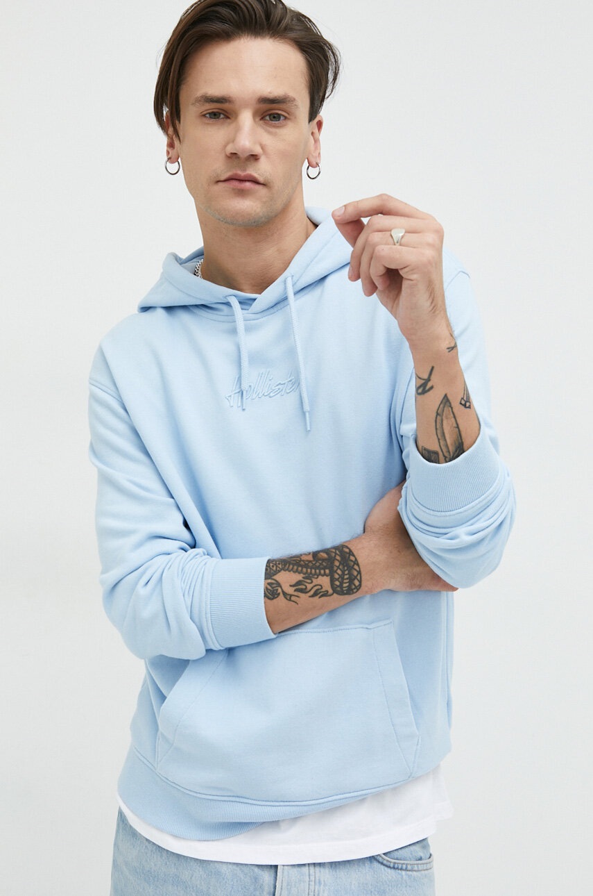 

Суичър Hollister Co. в синьо с качулка с апликация, Син