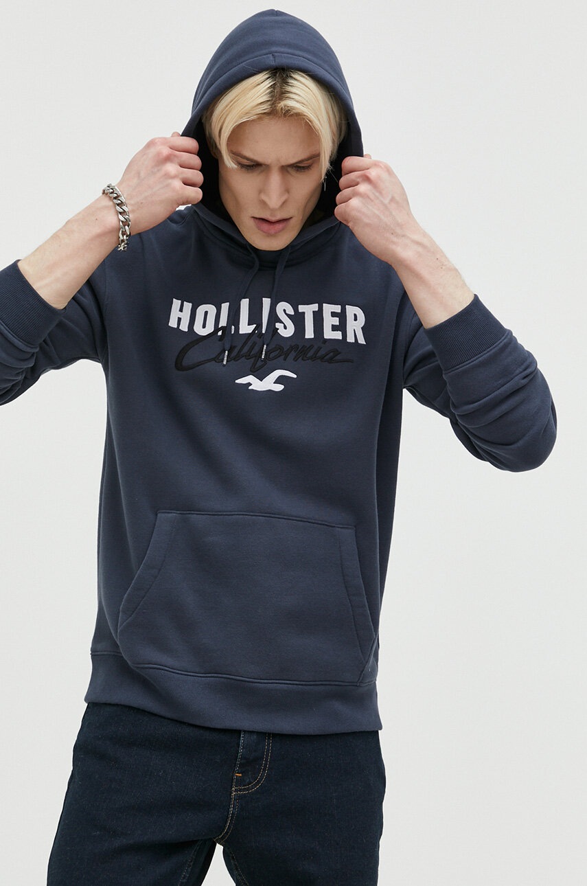 

Суичър Hollister Co. в тъмносиньо с качулка с апликация, Тъмносин