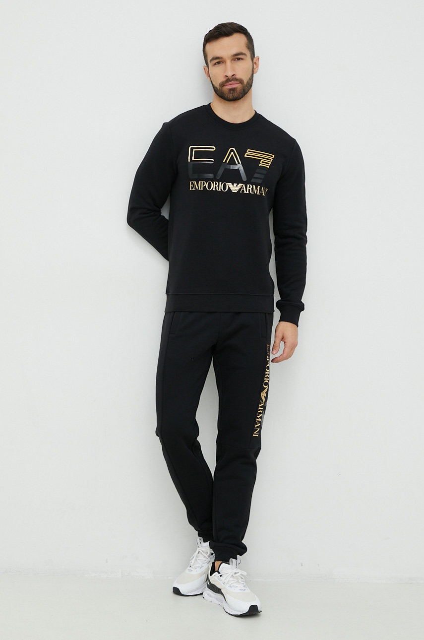

Кофта EA7 Emporio Armani чоловіча колір чорний з аплікацією