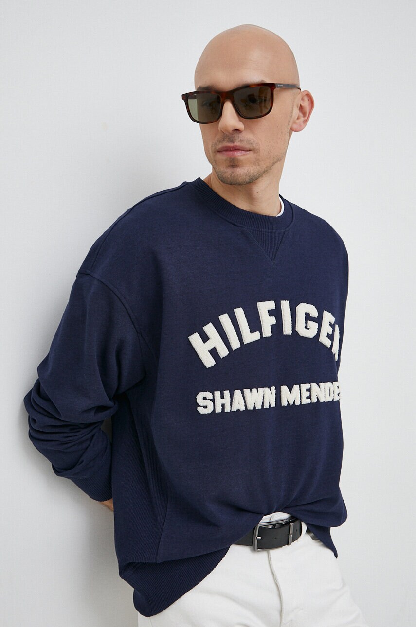 

Кофта Tommy Hilfiger чоловіча колір синій з аплікацією