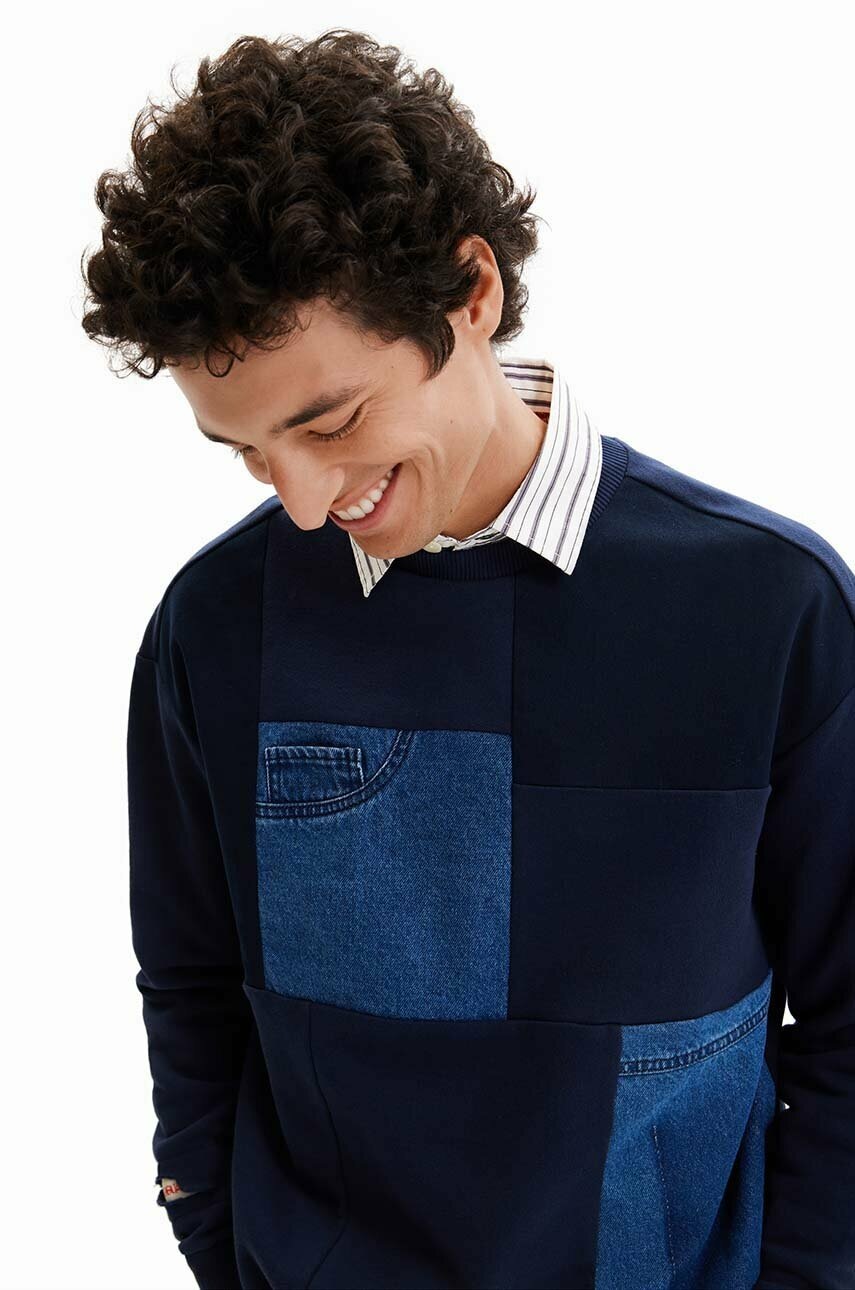 

Хлопковая кофта Desigual мужская цвет синий с аппликацией