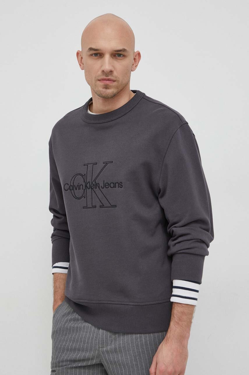 

Памучен суичър Calvin Klein Jeans в сиво с апликация, Сив