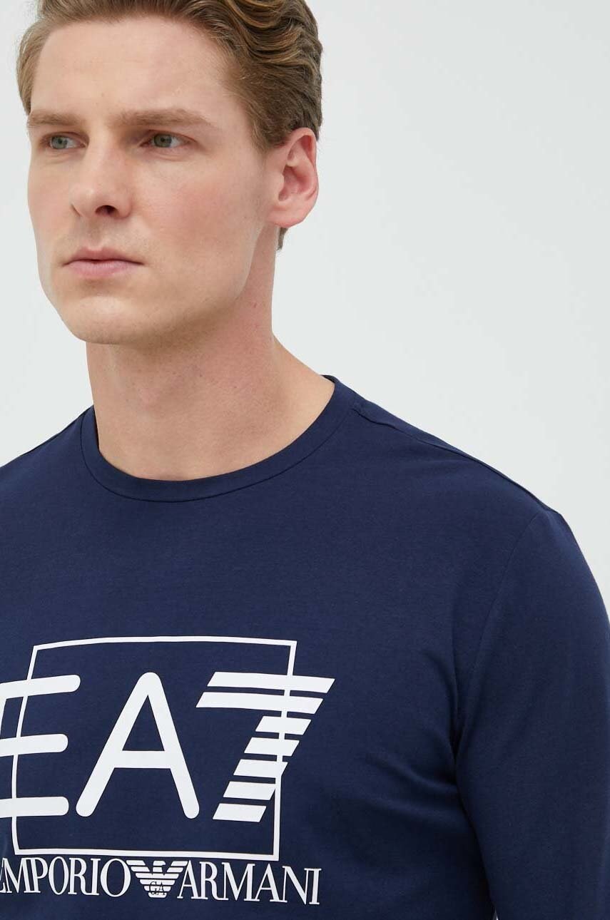 Ea7 emporio armani longsleeve barbati, culoarea albastru marin, cu imprimeu