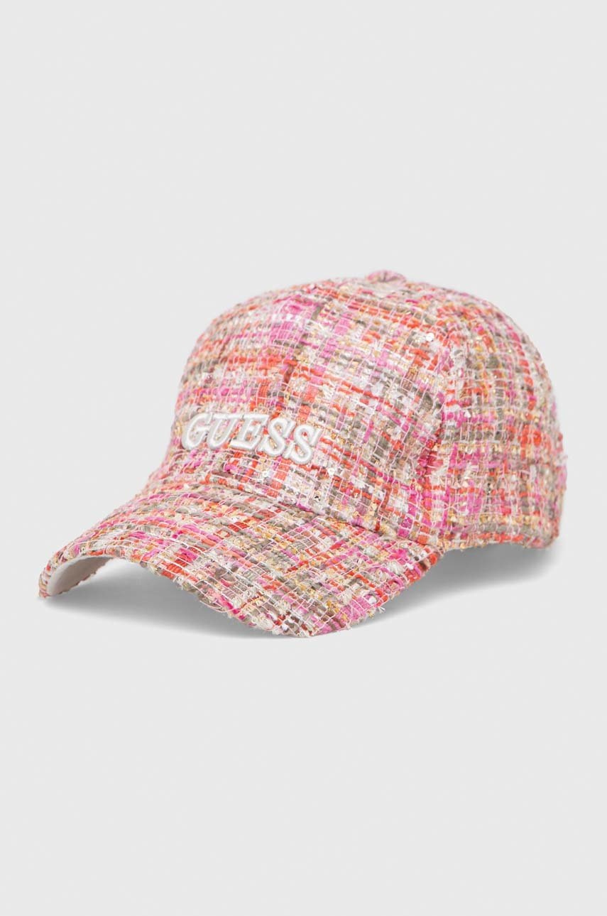 

Шапка с козирка Guess в розово с десен, Розов