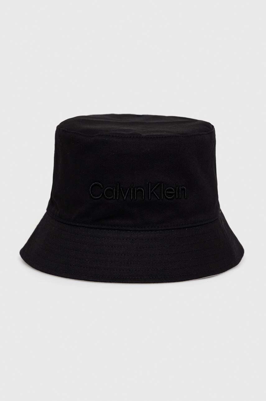 Levně Oboustranný bavlněný klobouk Calvin Klein černá barva, bavlněný, K50K510338