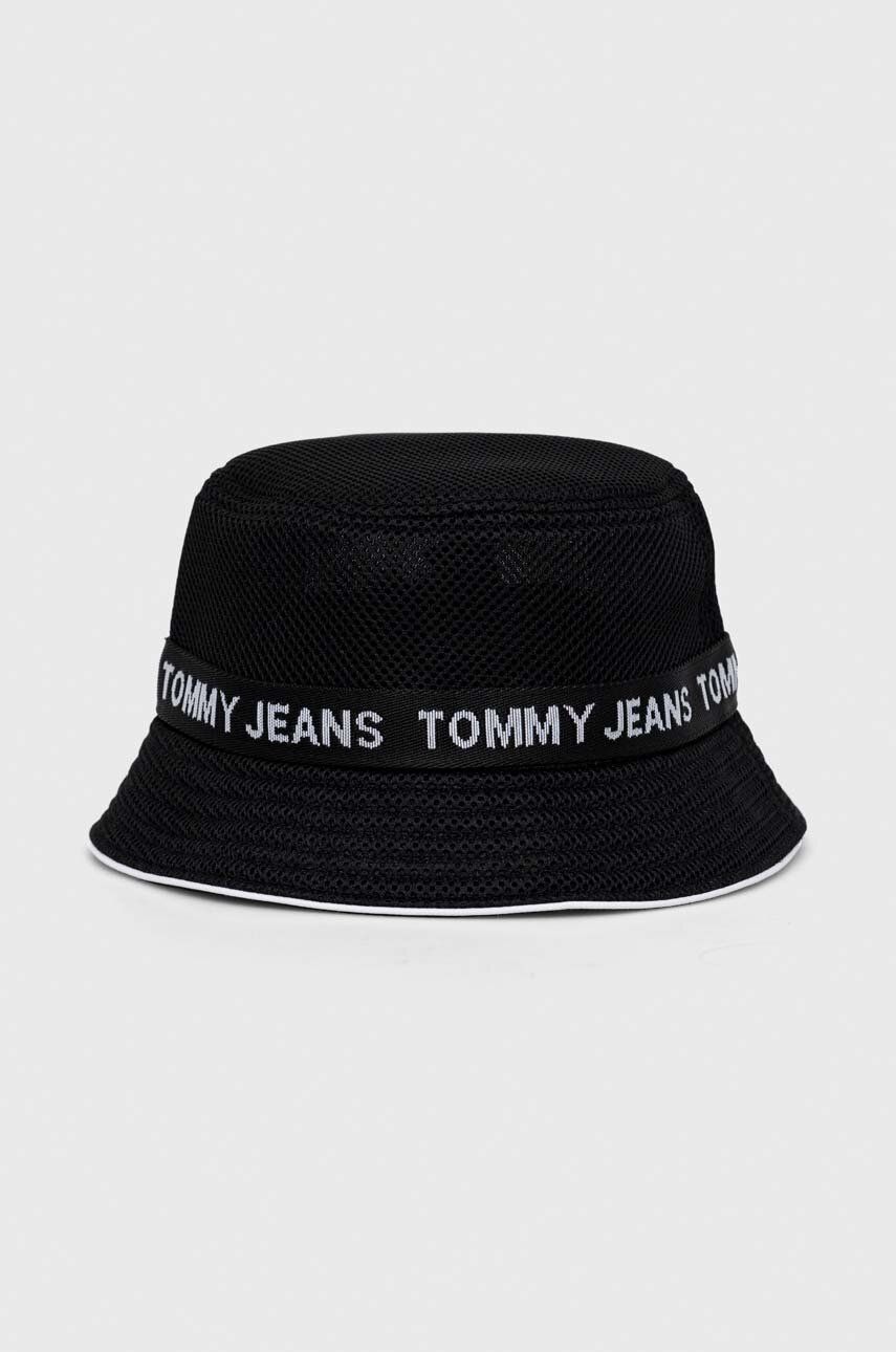 Levně Klobouk Tommy Jeans černá barva