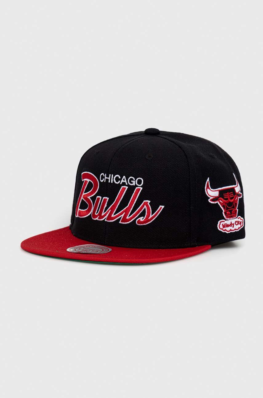 Kšiltovka Mitchell&Ness Chicago Bulls černá barva, vzorovaná - černá -  85 % Akryl