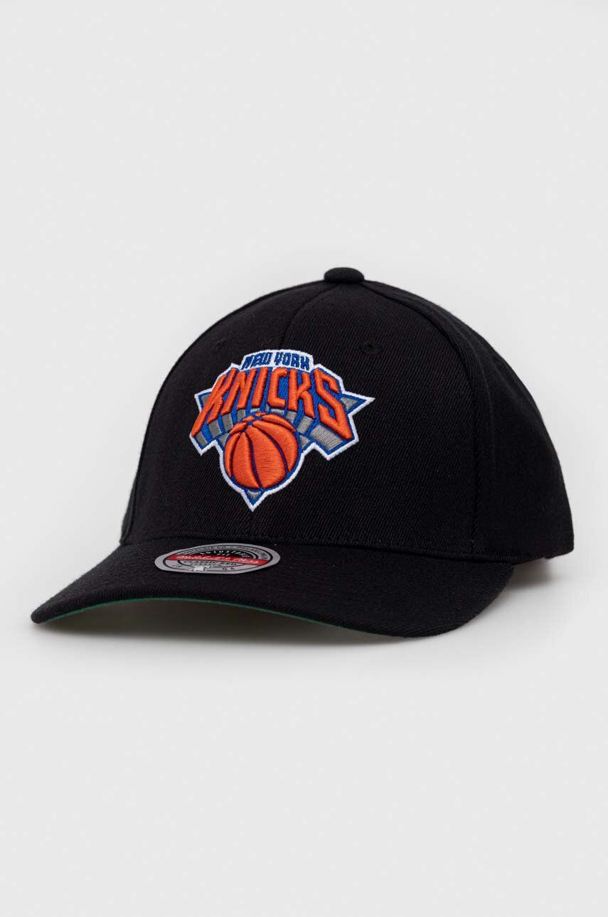 

Шапка с козирка с вълна Mitchell&Ness Brooklyn Nets в черно с апликация, Черен