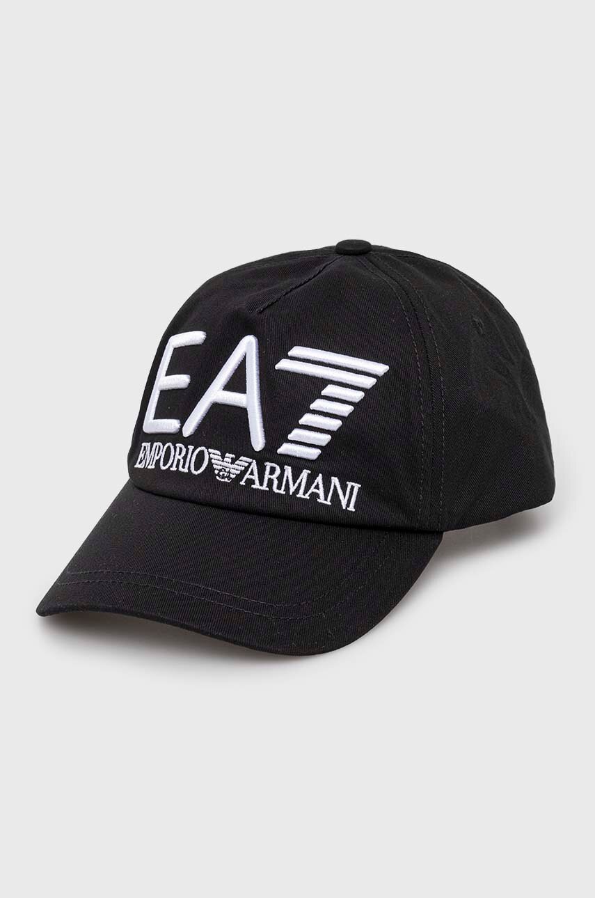 

Бавовняна бейсболка EA7 Emporio Armani колір чорний з аплікацією
