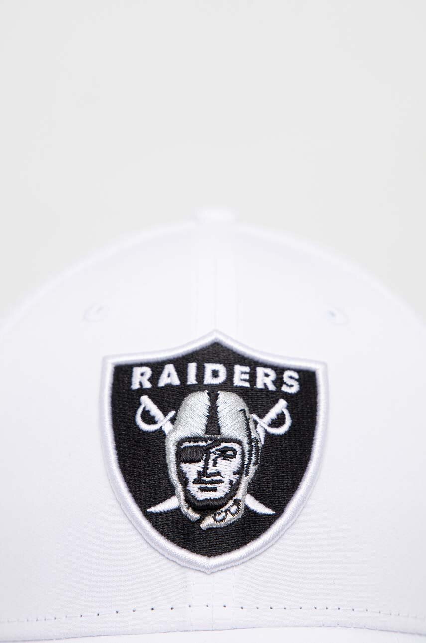 

Кепка New Era цвет белый с аппликацией LAS VEGAS RAIDERS