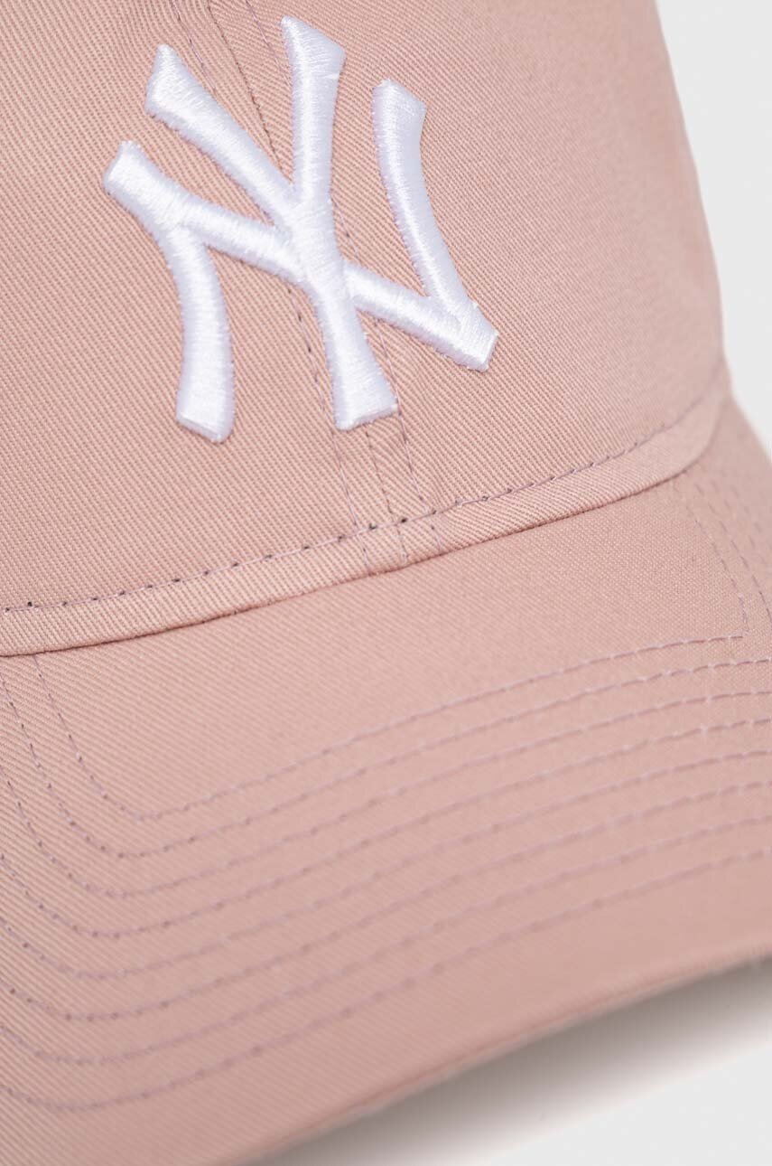 

Хлопковая кепка New Era цвет розовый с аппликацией NEW YORK YANKEES