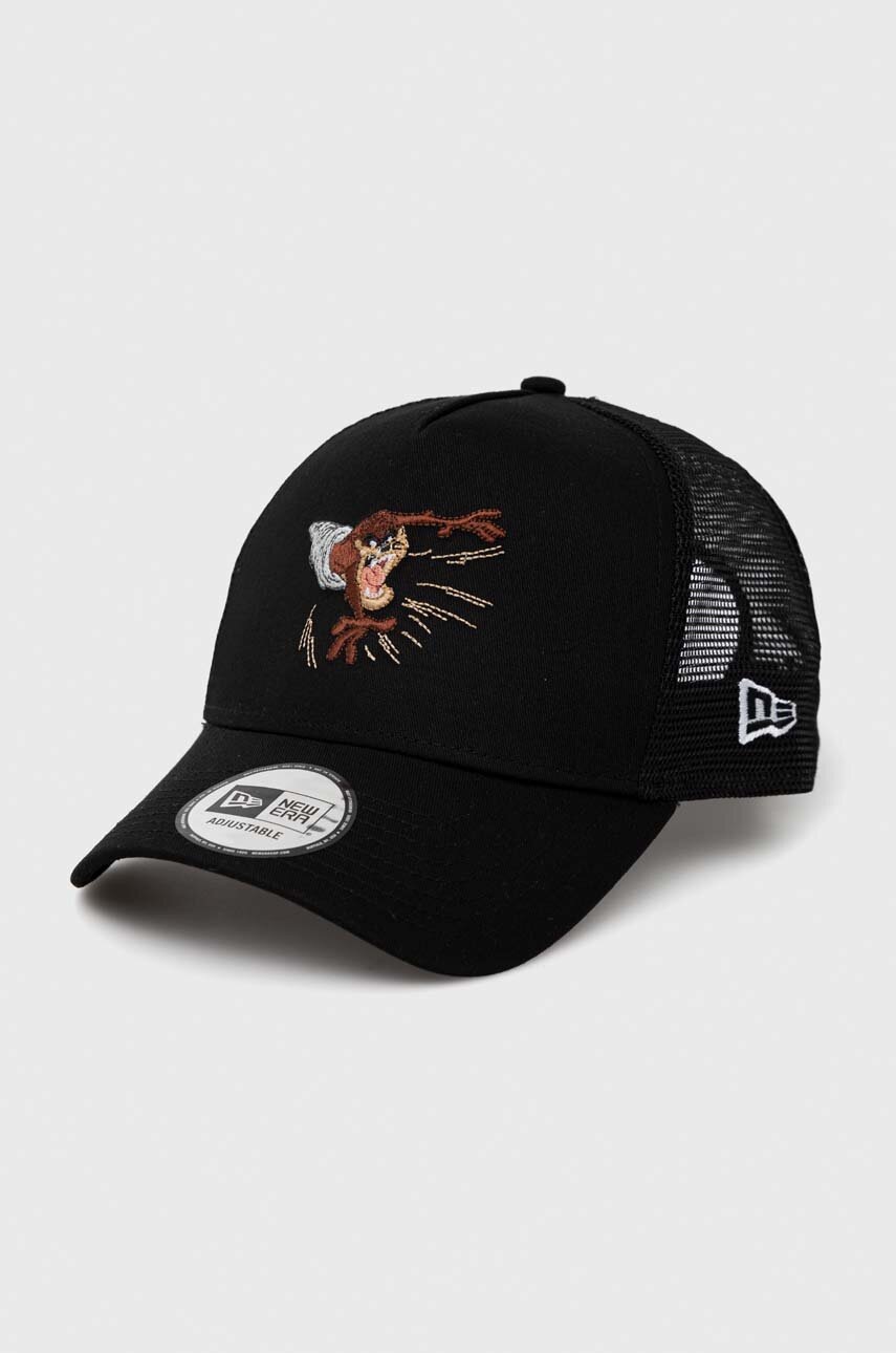 

Шапка с козирка New Era x Looney Tunes в черно с десен LOONEY TUNES, Черен