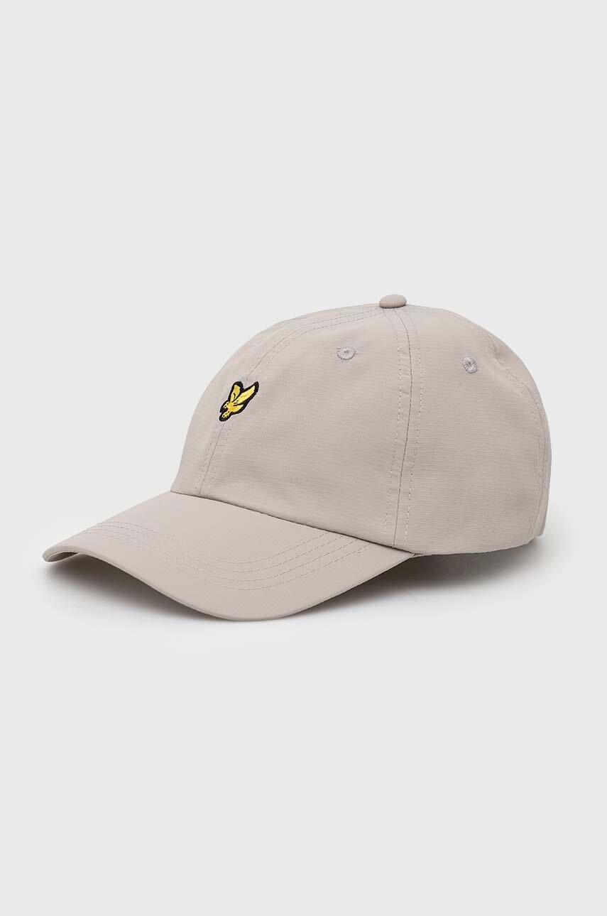 

Шапка с козирка Lyle & Scott в сиво с апликация, Сив