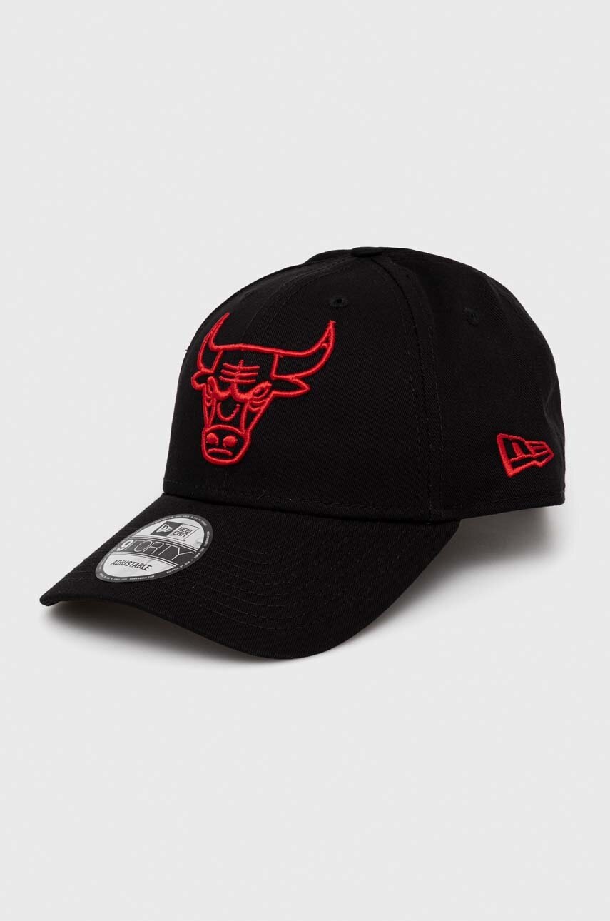 

Хлопковая кепка New Era цвет чёрный с аппликацией CHICAGO BULLS