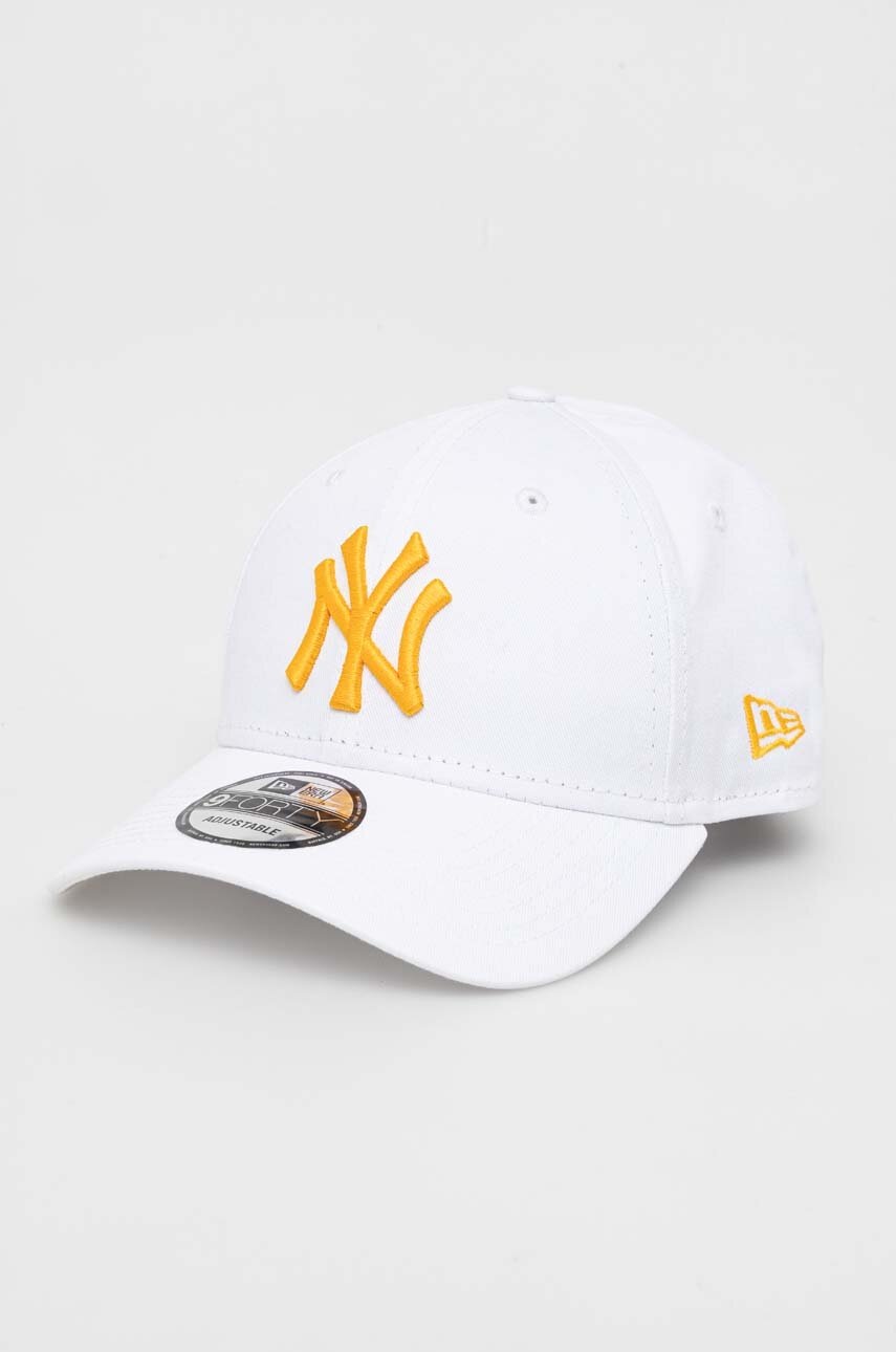 

Хлопковая кепка New Era цвет белый с аппликацией NEW YORK YANKEES