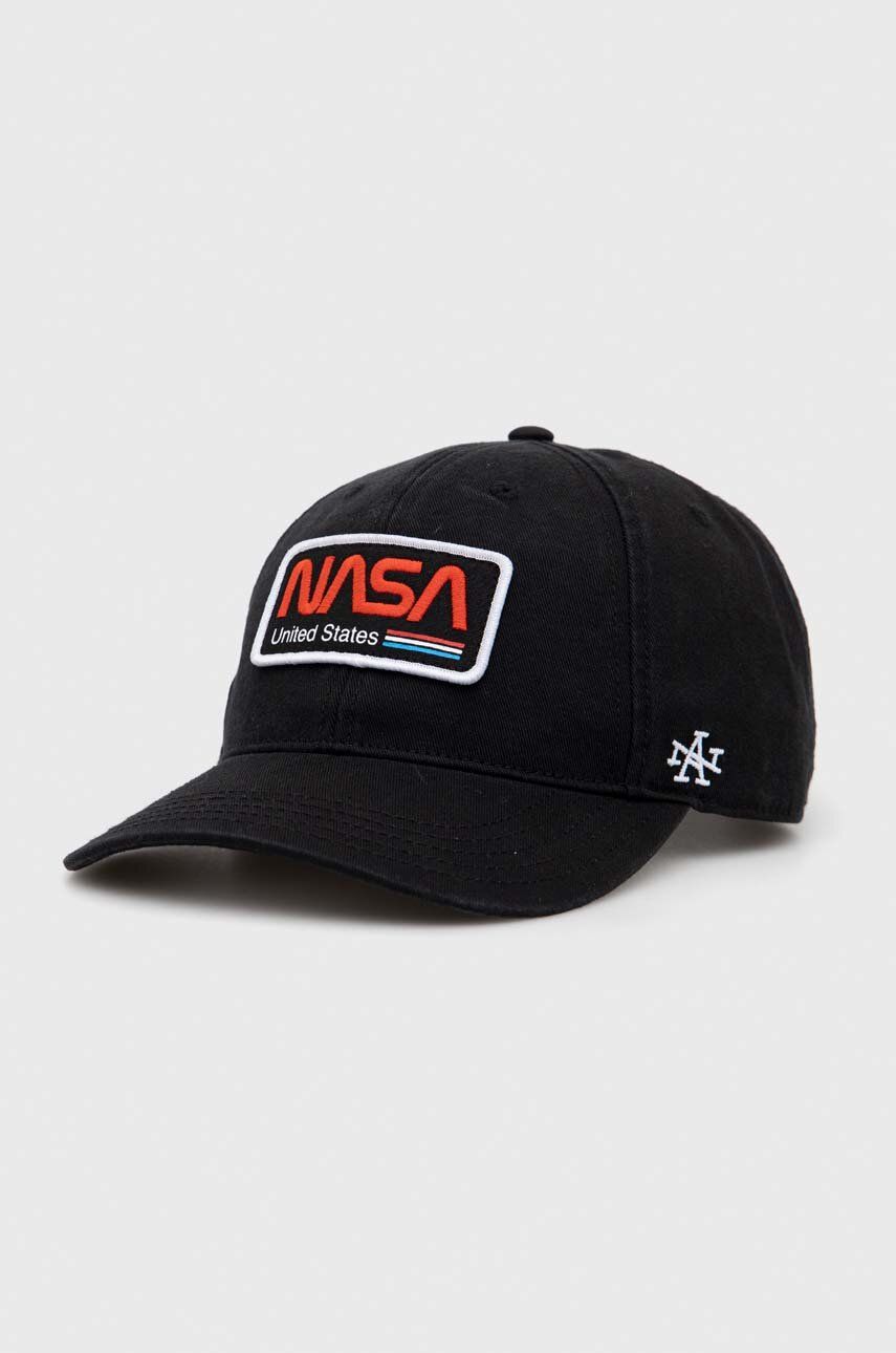 Levně Bavlněná baseballová čepice American Needle NASA černá barva, s aplikací