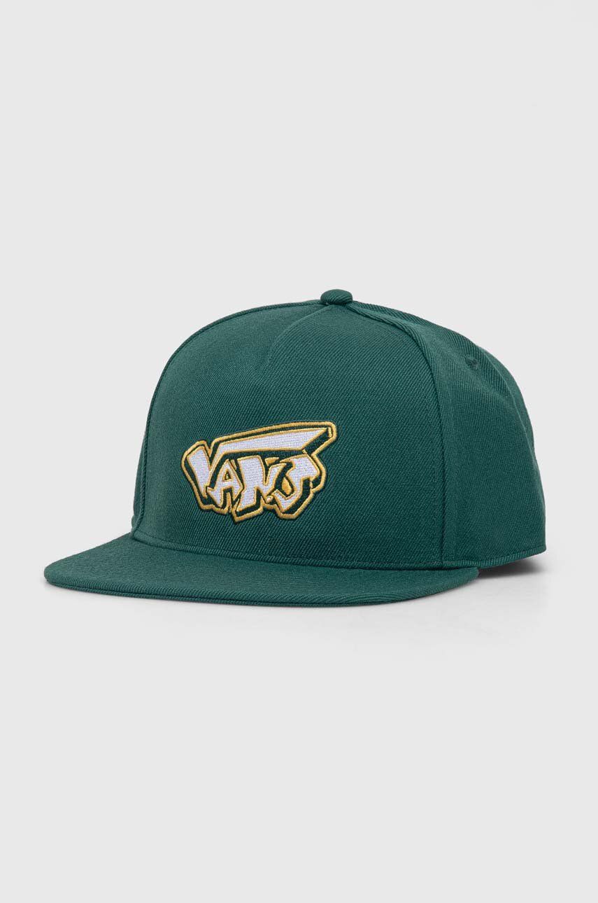 Čepice s vlněnou směsí Vans zelená barva, s aplikací - zelená -  Hlavní materiál: 85 % Akryl