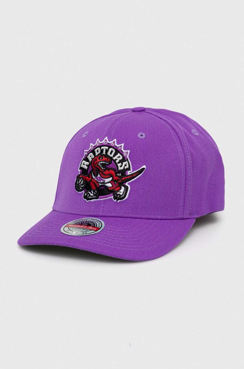 Čepice s vlněnou směsí Mitchell&Ness Toronto Raptors fialová barva, s aplikací - fialová -  82 