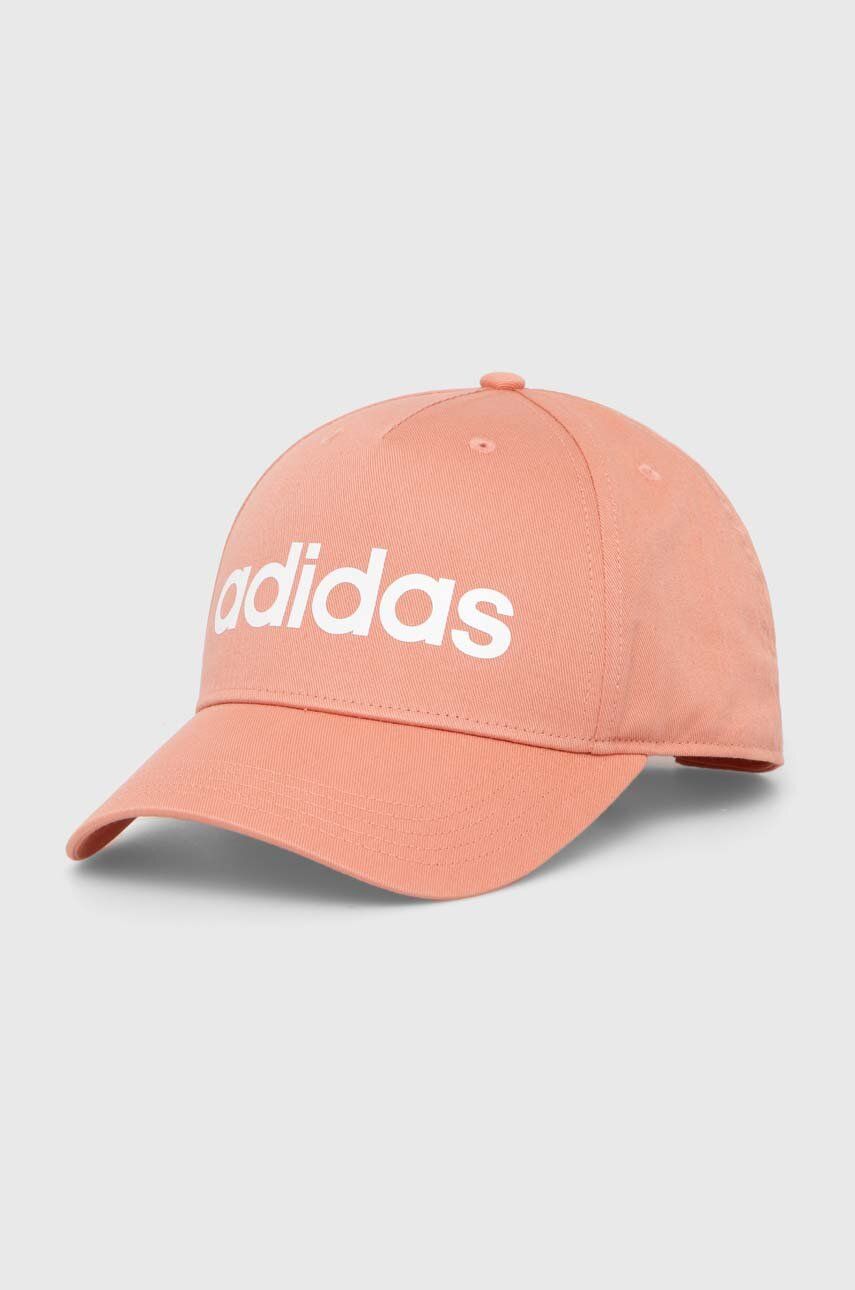 Levně Bavlněná baseballová čepice adidas oranžová barva, s potiskem