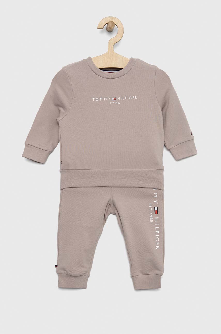 

Бебешки анцуг Tommy Hilfiger в бежово, Бежов