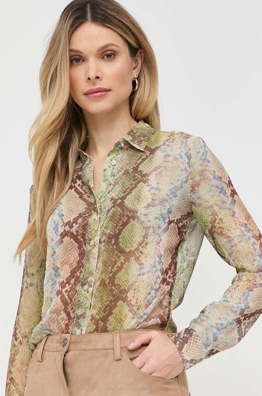 

Рубашка Guess женская цвет зелёный regular классический воротник