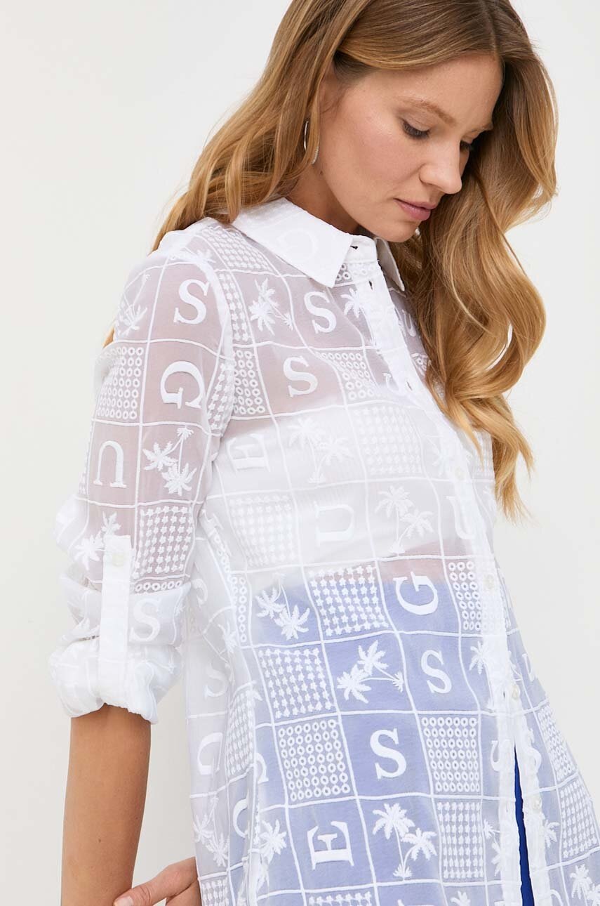 

Риза Guess дамска в бяло със стандартна кройка с класическа яка, Бял