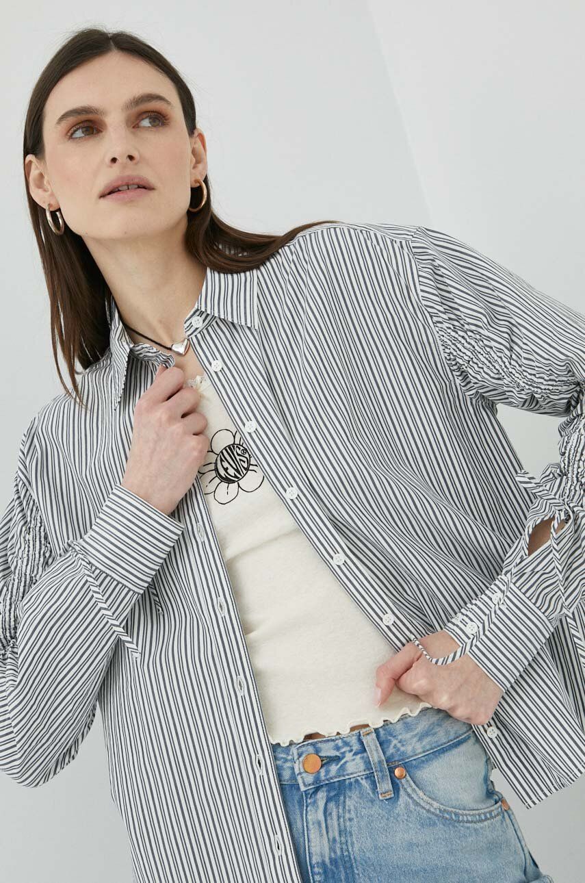 Košile Levi′s šedá barva, relaxed, s klasickým límcem - šedá -  100 % Bavlna