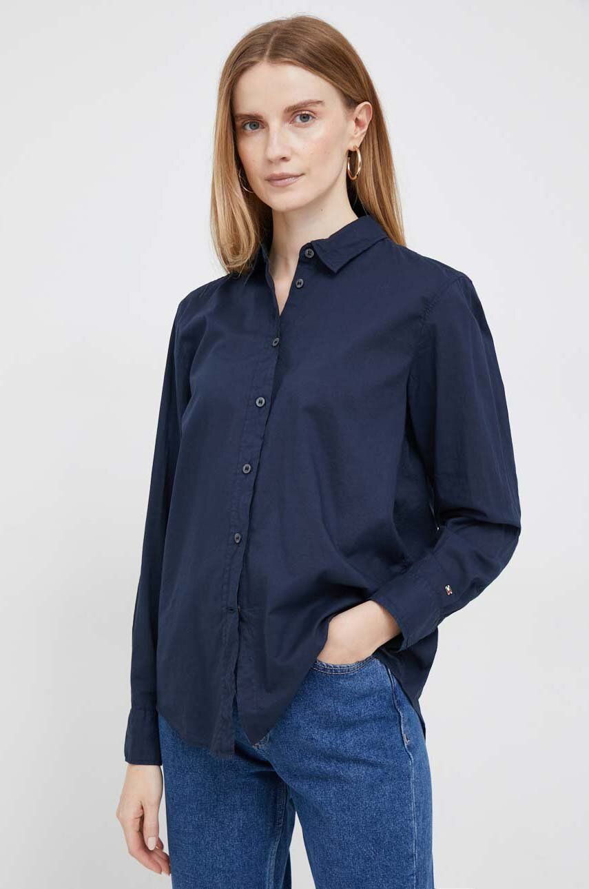 Košile Tommy Hilfiger tmavomodrá barva, relaxed, s klasickým límcem - námořnická modř -  100 % 