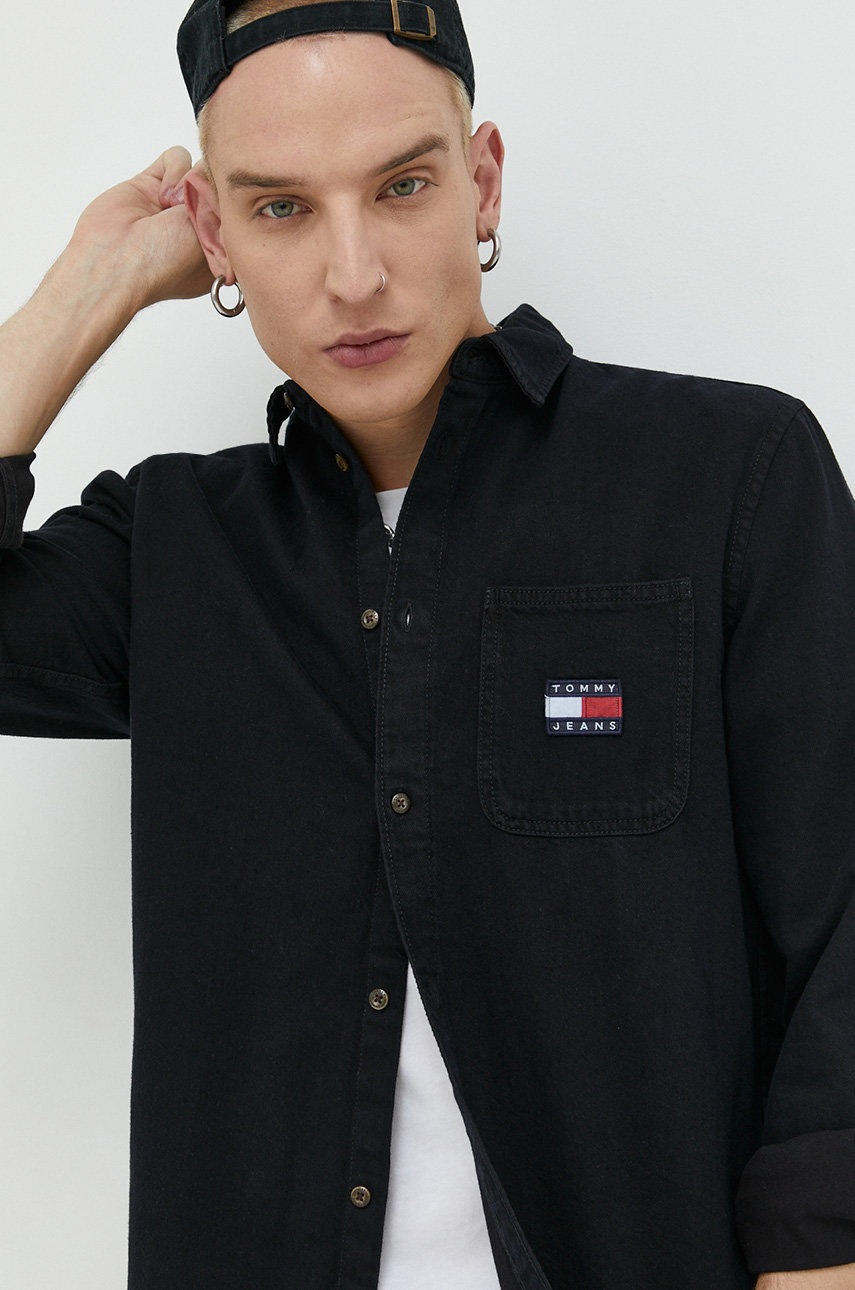 

Джинсова сорочка Tommy Jeans чоловіча колір чорний regular класичний комір