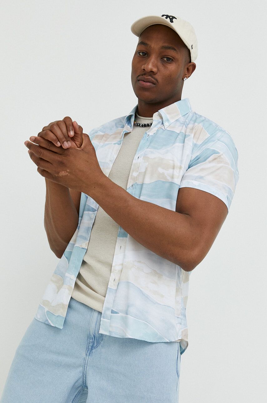 Košile Abercrombie & Fitch pánská, regular, s límečkem button-down - modrá -  95 % Nylon