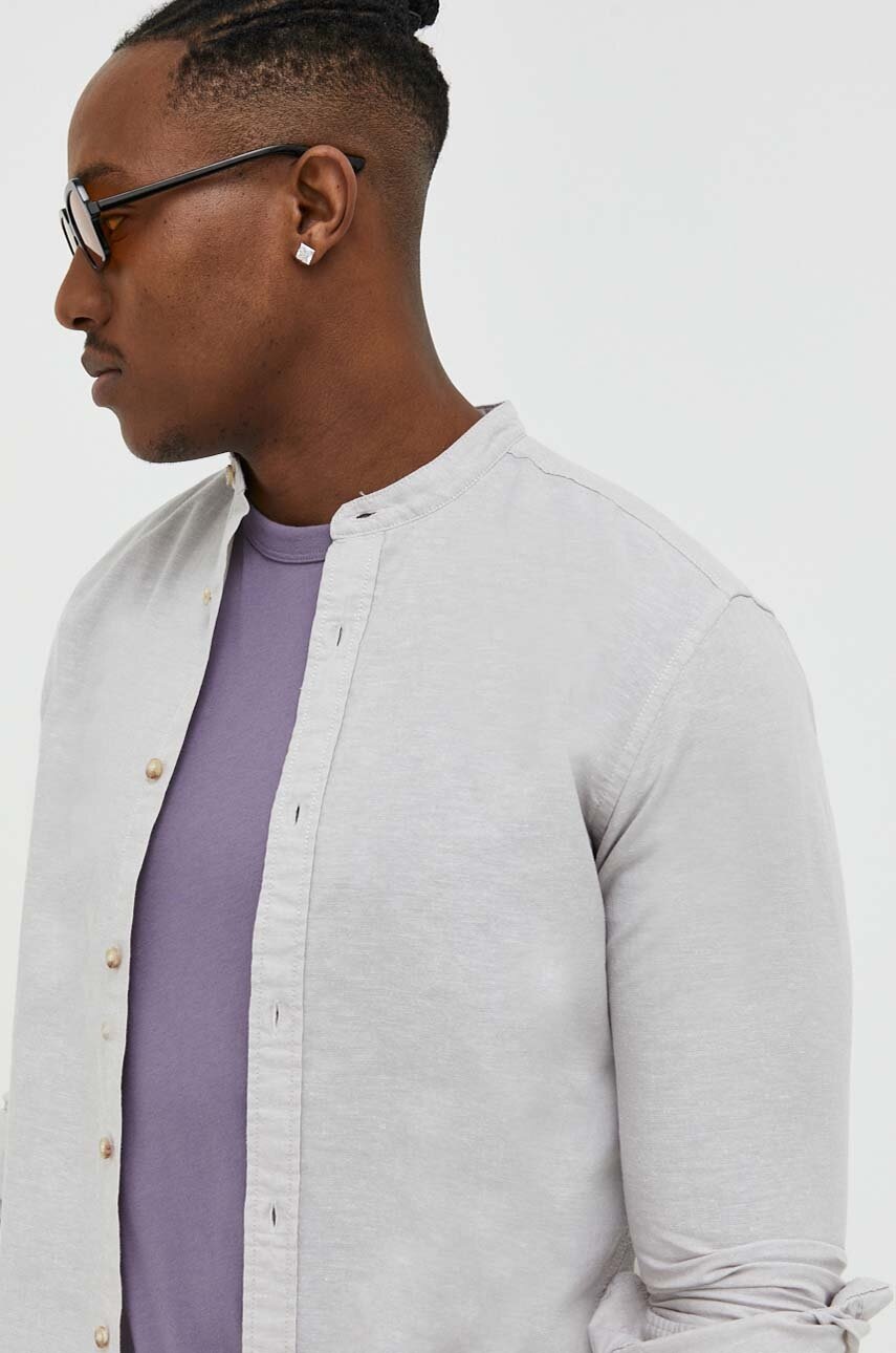 

Риза с лен Jack & Jones JJESUMMER в бежово с кройка по тялото с права яка, Бежов