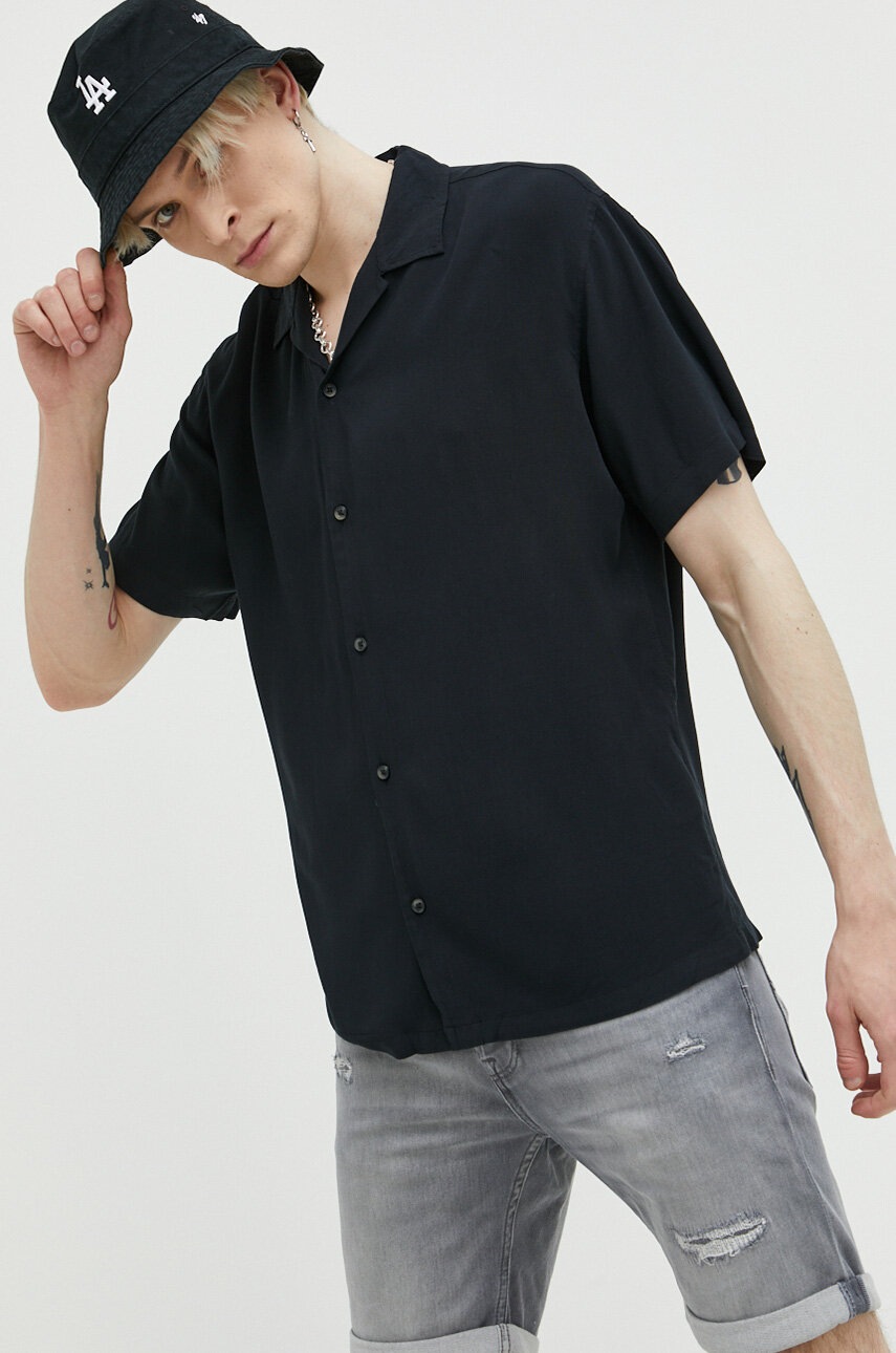 

Риза Jack & Jones JJEJEFF мъжка в черно със стандартна кройка 12220416, Черен