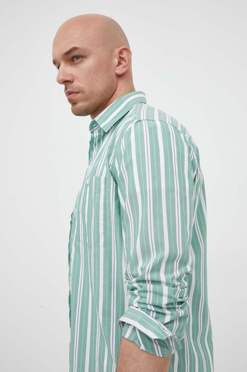 Košile Sisley zelená barva, regular, s klasickým límcem - zelená -  100 % Bavlna