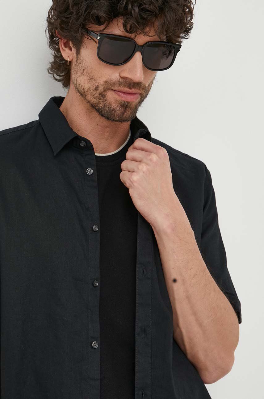 Plátěná košile Sisley černá barva, regular, s klasickým límcem - černá -  55 % Len
