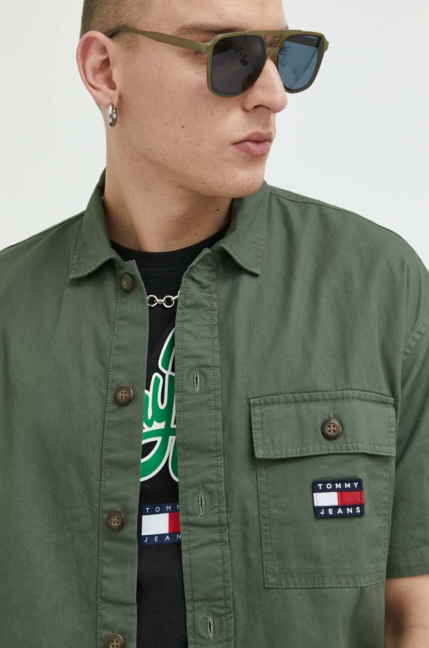 

Бавовняна сорочка Tommy Jeans чоловіча колір зелений relaxed класичний комір