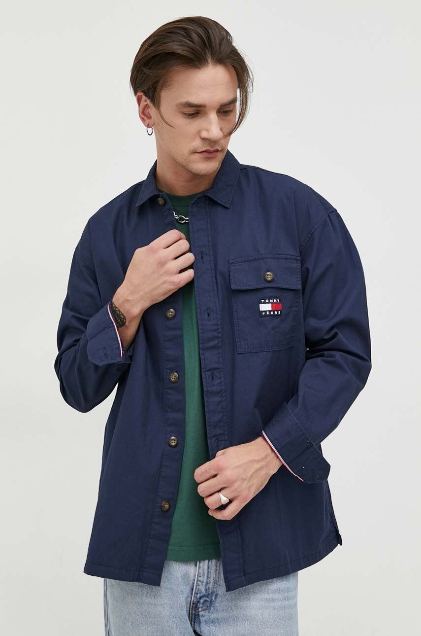 Košile Tommy Jeans tmavomodrá barva, relaxed, s klasickým límcem - námořnická modř -  100 % Bav