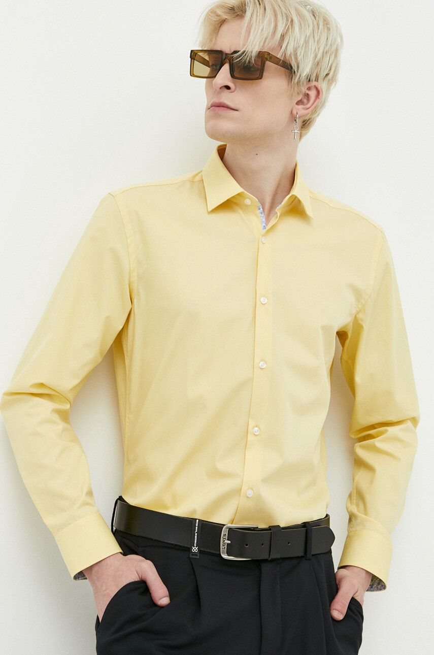 Levně Košile HUGO žlutá barva, slim, s klasickým límcem